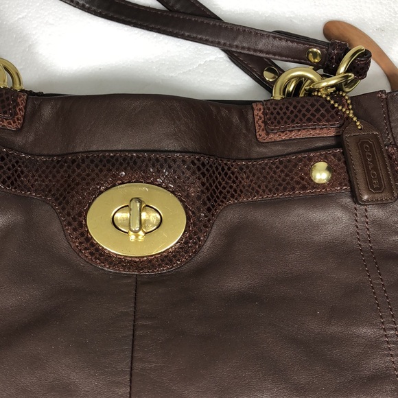 COACH LEATHER PENELOPE PURSE and WRISTLET with SNAKE SKIN ACCENTS - Picture 15 of 15